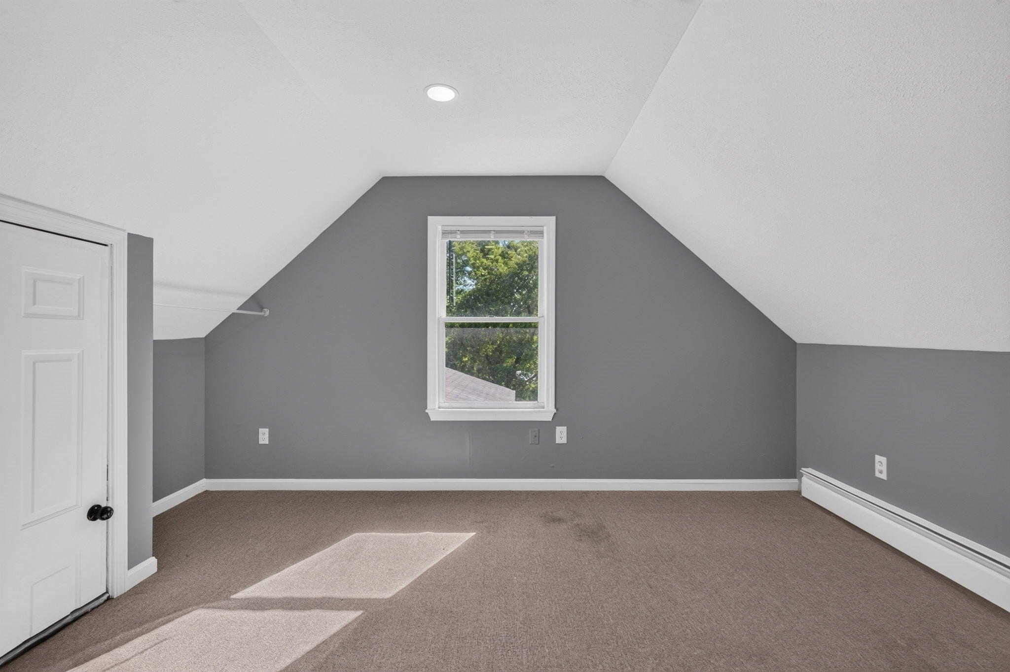 89 Third St, Lowell, MA Photo #29