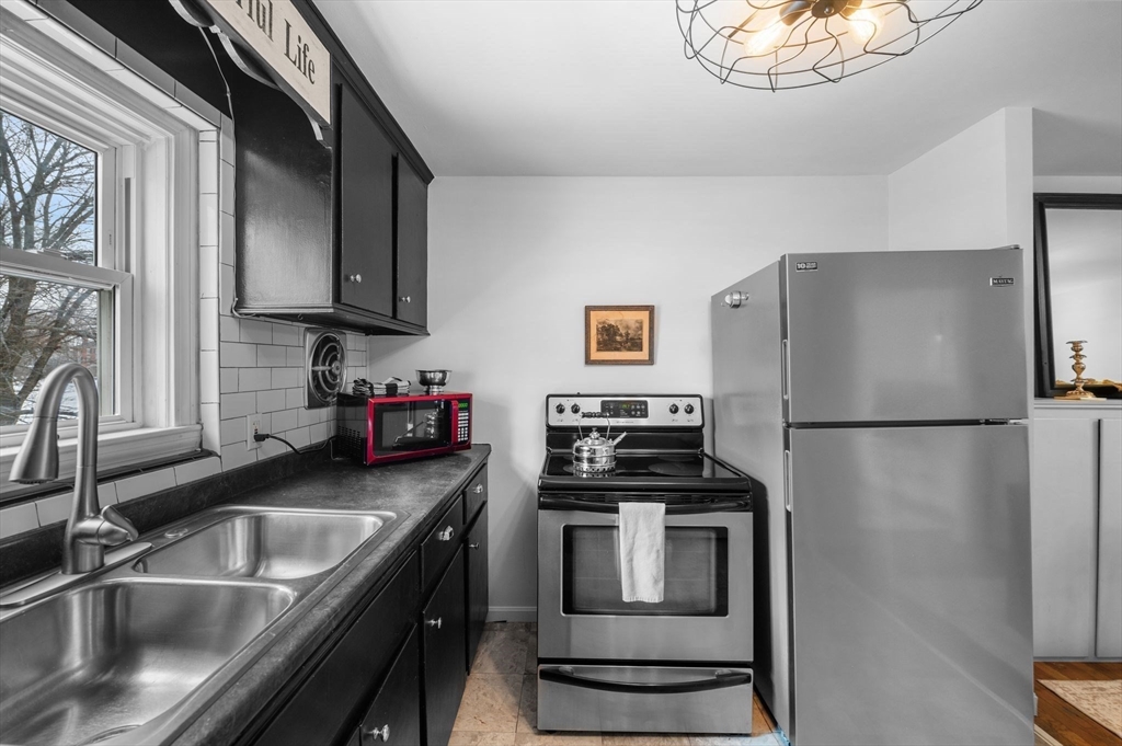 1 Boardman Street #6, Salem, MA Photo #6