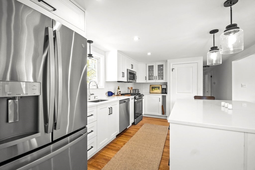 67 Montgomery Rd, Swansea, MA, 67 Montgomery Rd, Swansea, MA Photo #8