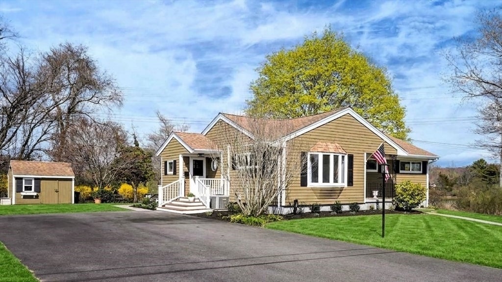 67 Montgomery Rd, Swansea, MA, 67 Montgomery Rd, Swansea, MA Photo #2