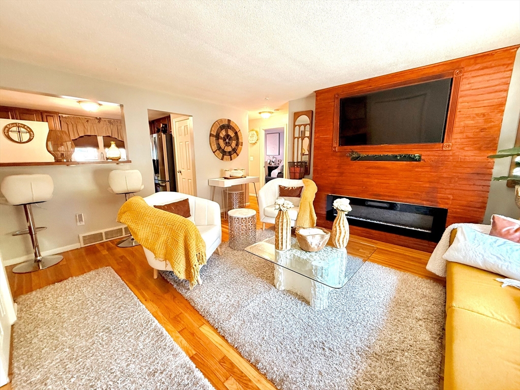 12 Reservoir Dr 2