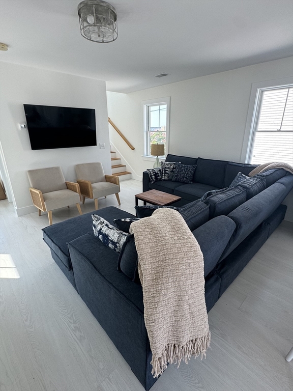13 Lewis Ct