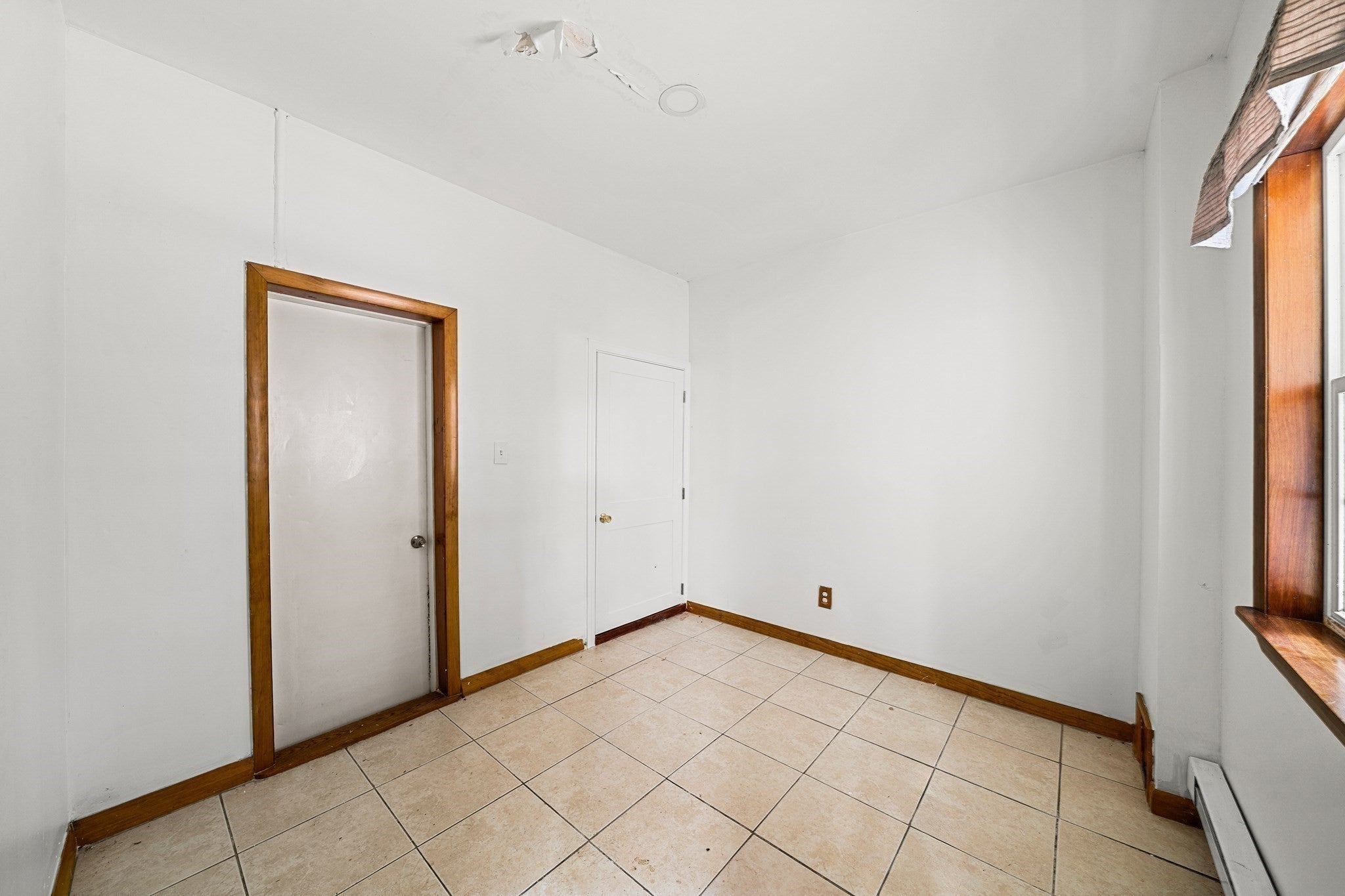 952 Bridge St, Lowell, MA Photo #14