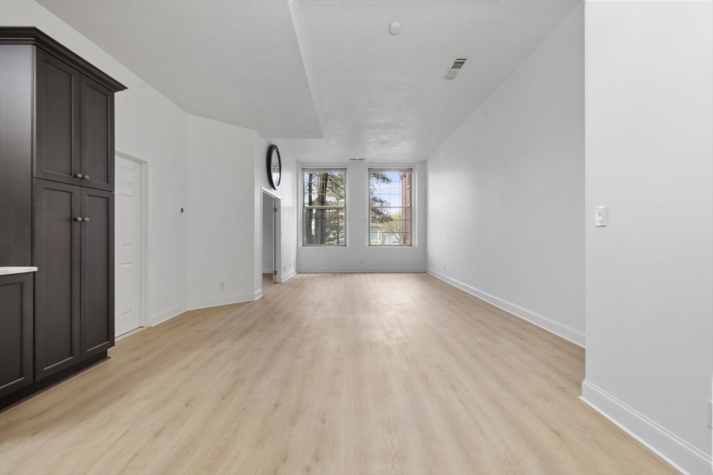 48 Forest Street 201