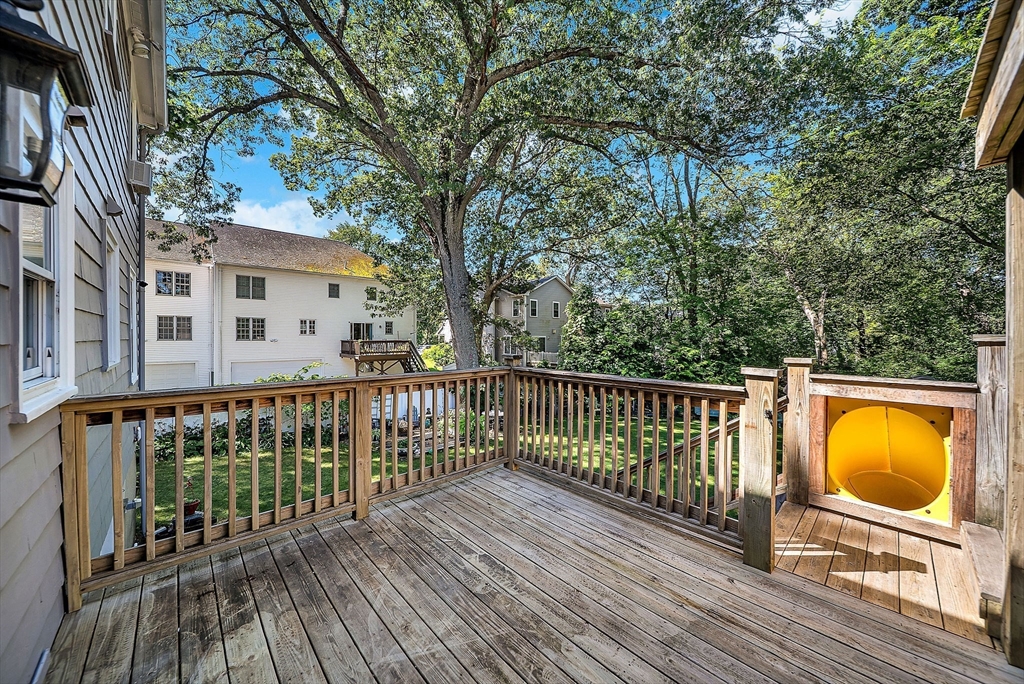 Needham, Massachusetts 02494, United States, 2 Bedrooms Bedrooms, ,1 BathroomBathrooms,Residential,Active,194751