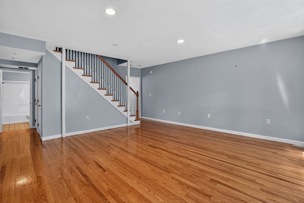 30 Cameron Street #7