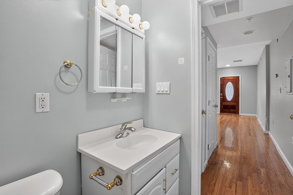 30 Cameron Street #7, Brookline, MA Photo #9