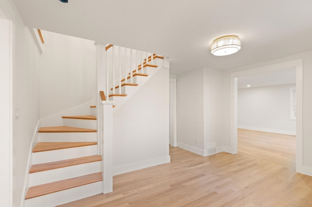 35 Grey Lane, Lynnfield, MA Photo #20