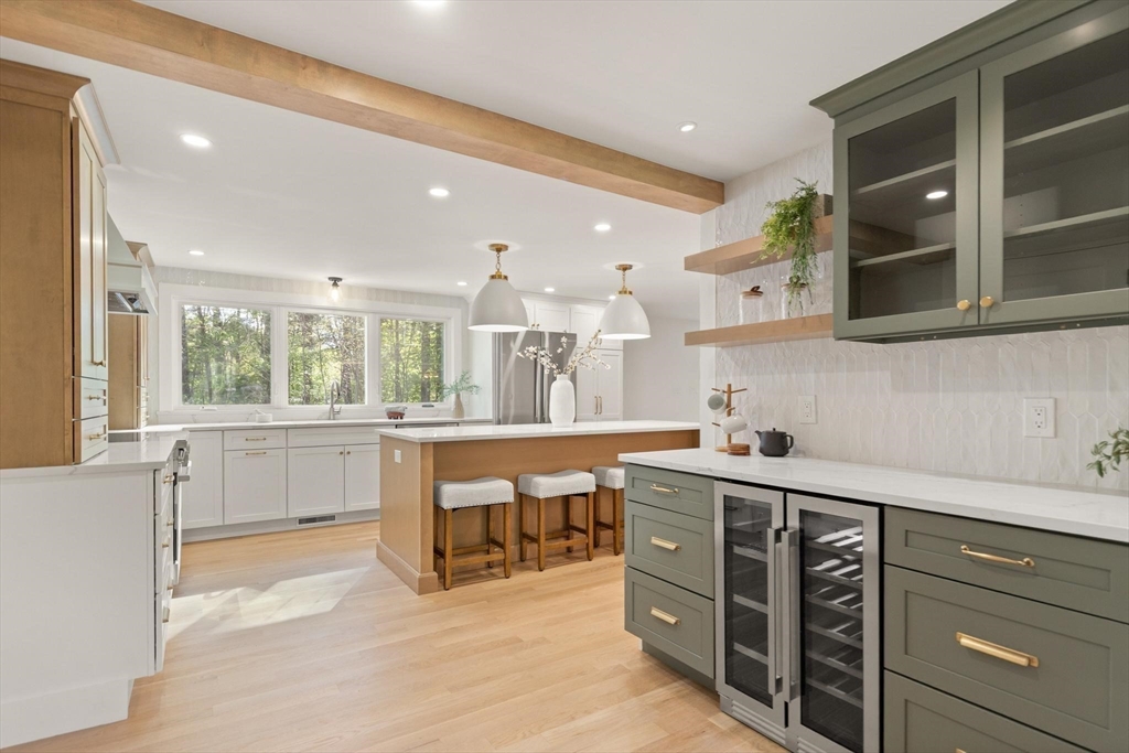 35 Grey Lane, Lynnfield, MA Photo #4