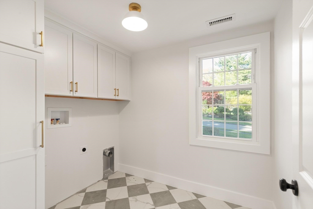 35 Grey Lane, Lynnfield, MA Photo #28
