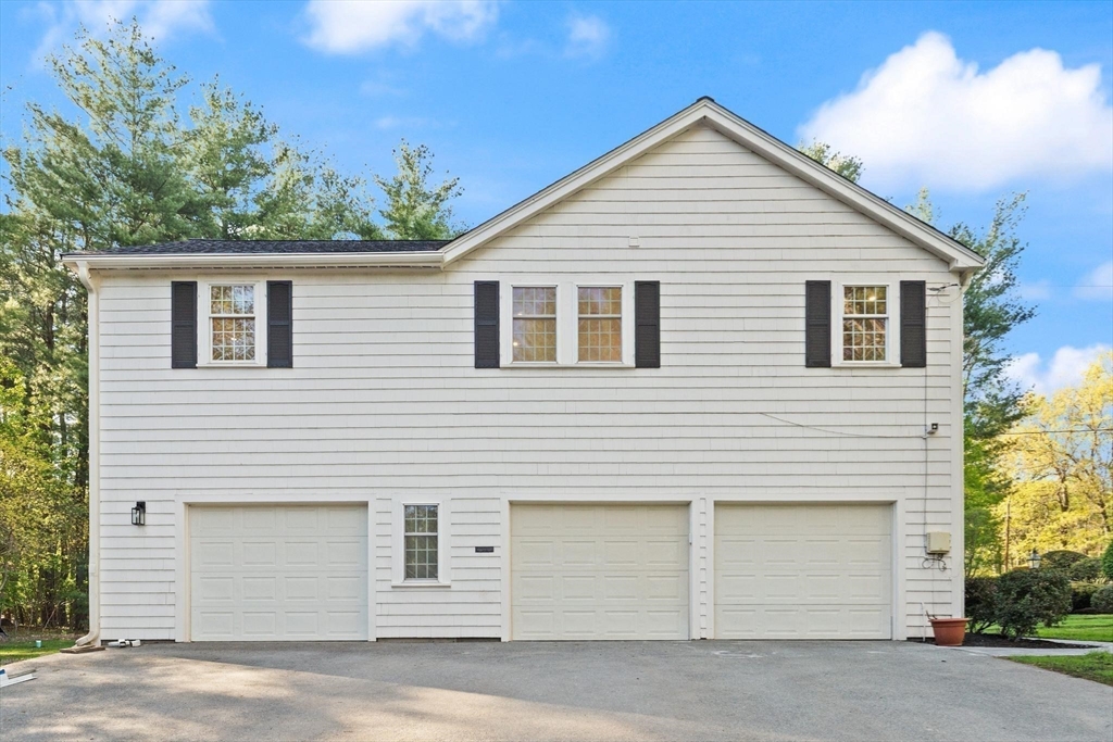 35 Grey Lane, Lynnfield, MA Photo #36