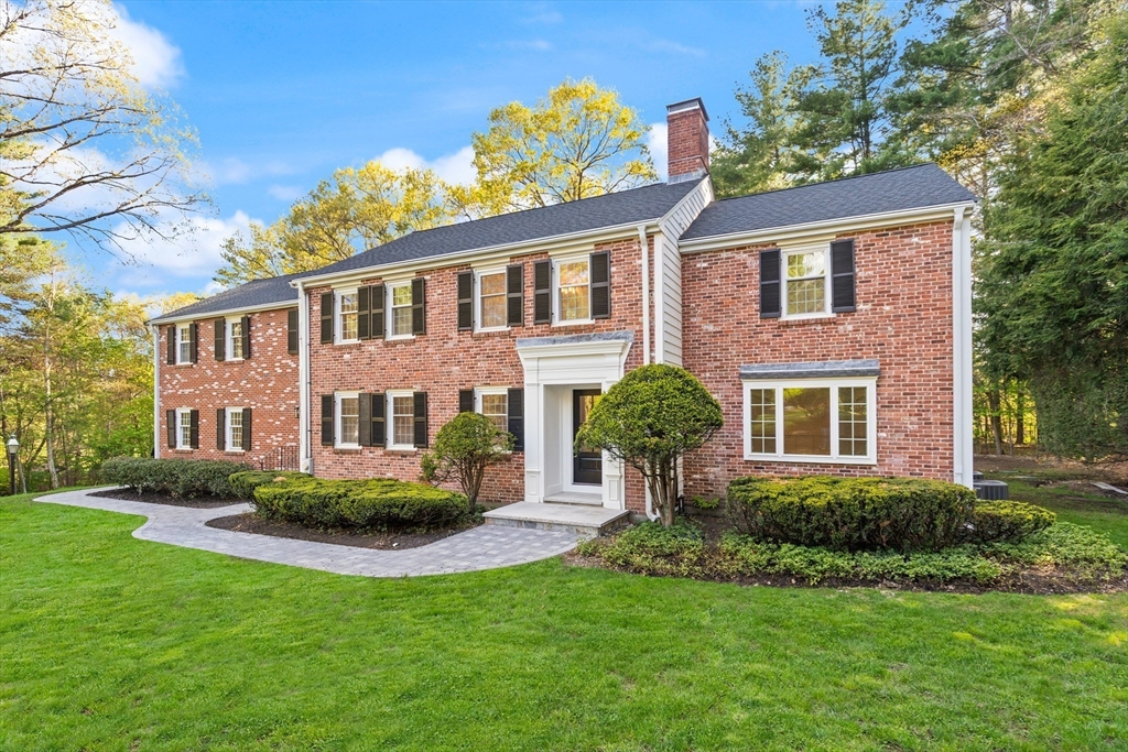 35 Grey Lane, Lynnfield, MA Photo #2