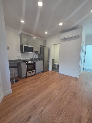 165 HAWTHORNE ST # 402, CHELSEA, MA 02150 - Image 3ba10acb585dbc193e29bcadd9dbfa1b/2041903738