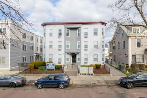 69 N Common St Lynn MA 01902