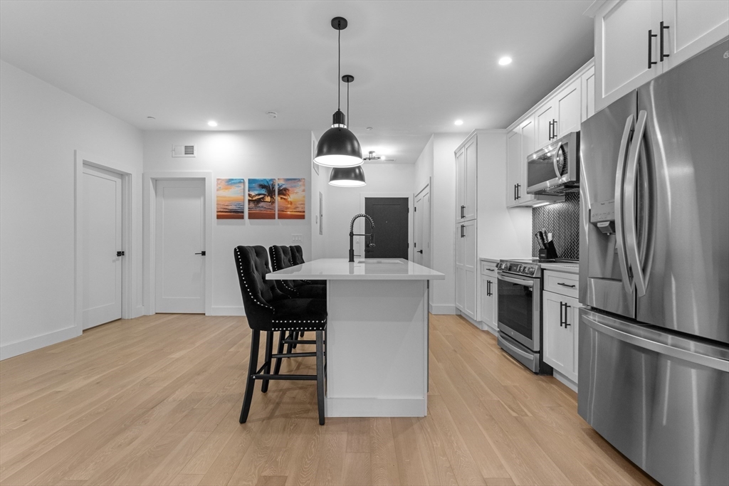 68 Armandine St 2