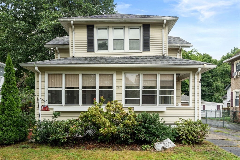 Photo of 137 Belvidere Street, Springfield, MA