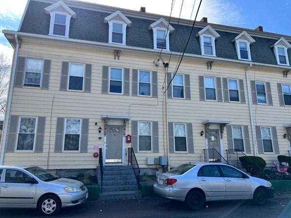 Photo of 28 Centennial Place, Framingham, MA