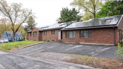 25 Fraser Rd Framingham MA 01702