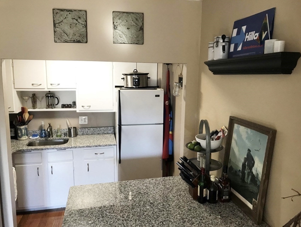 73 Montgomery Street 3