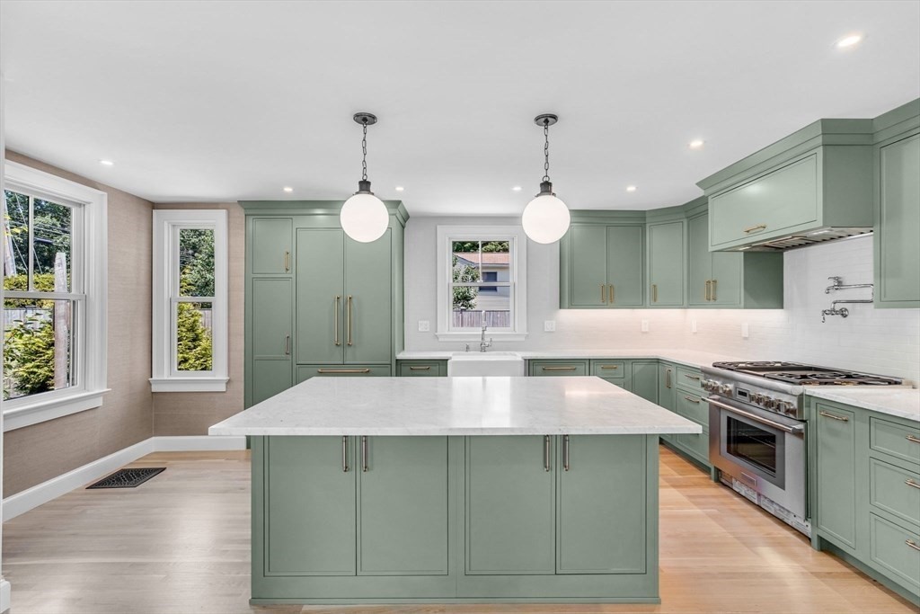 10 Hatch Farm Lane 10