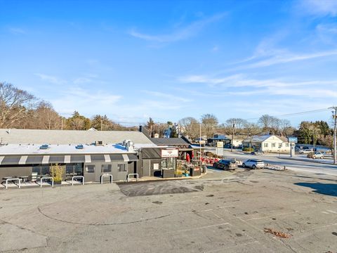 33 County Rd Mattapoisett MA 02739