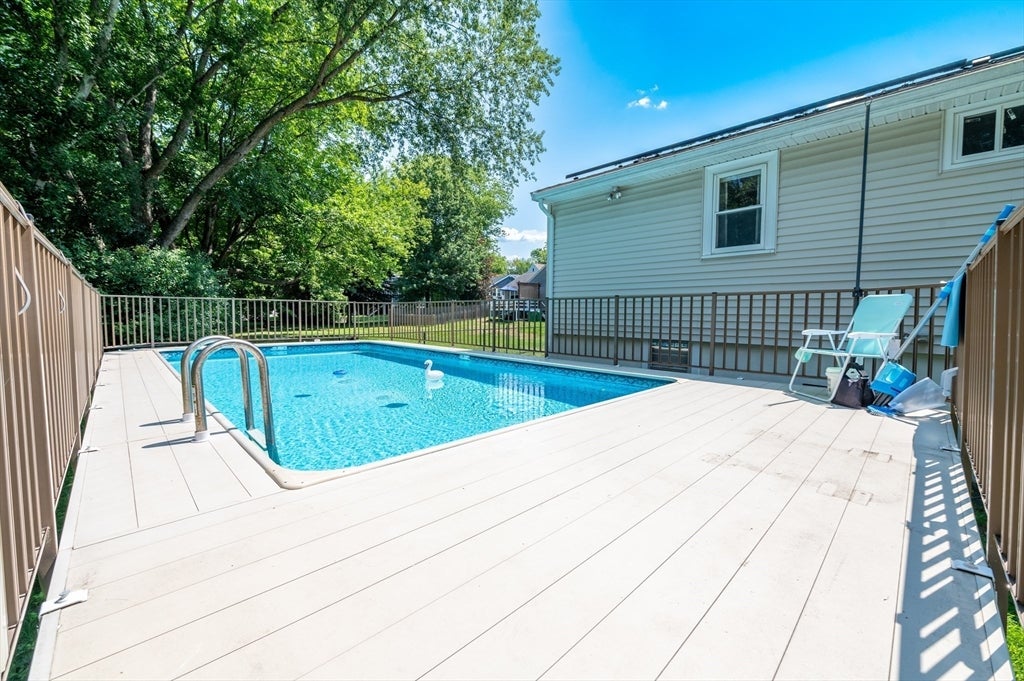 55 Westdale Rd, Westwood, MA, 55 Westdale Rd, Westwood, MA Photo #17