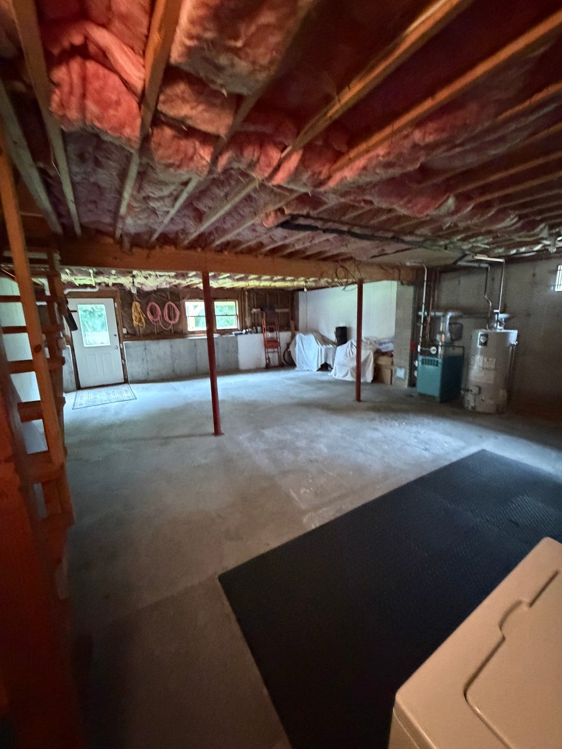 215 Knight Ave, Attleboro, MA Photo #11