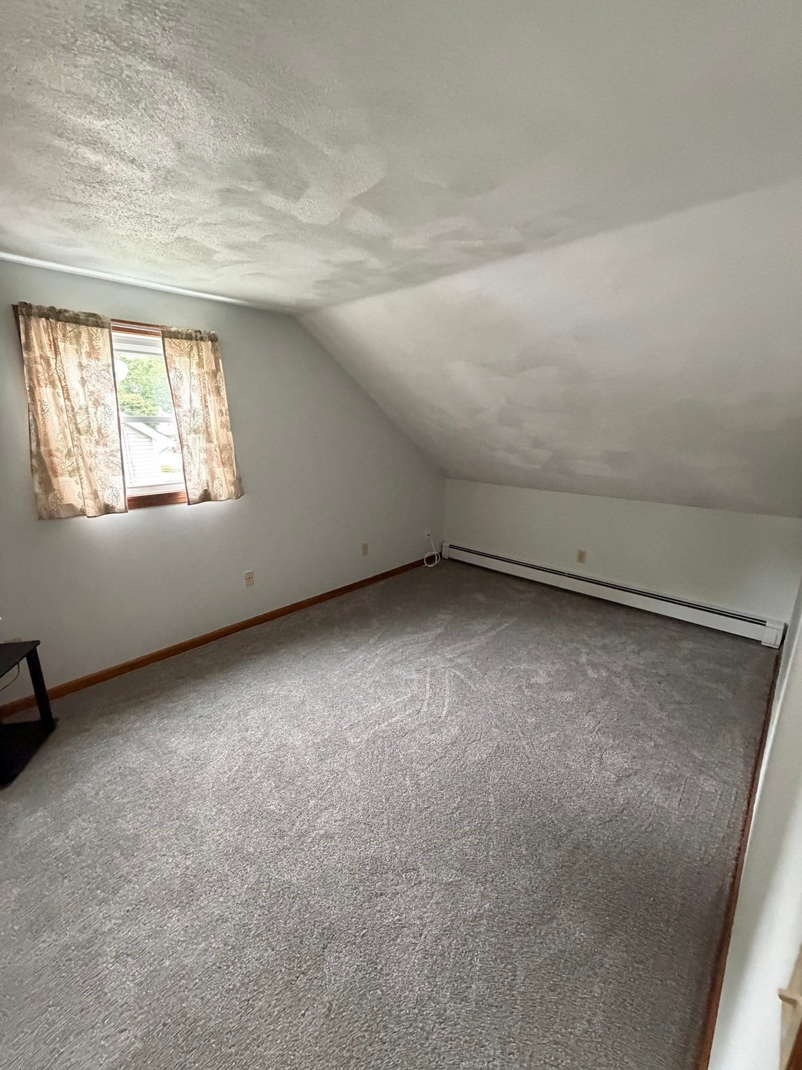 215 Knight Ave, Attleboro, MA Photo #16