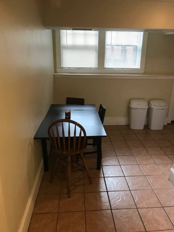 110 Lanark Rd A