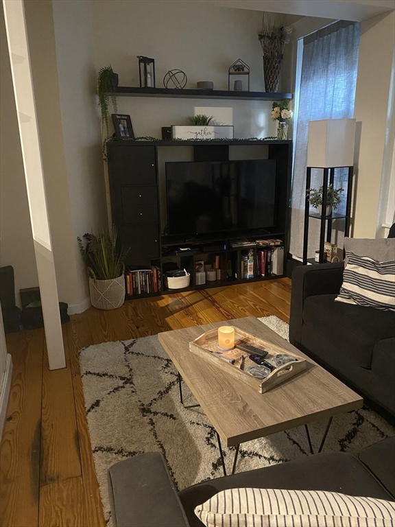 142-146 Everett St #1, Boston, MA Photo #6