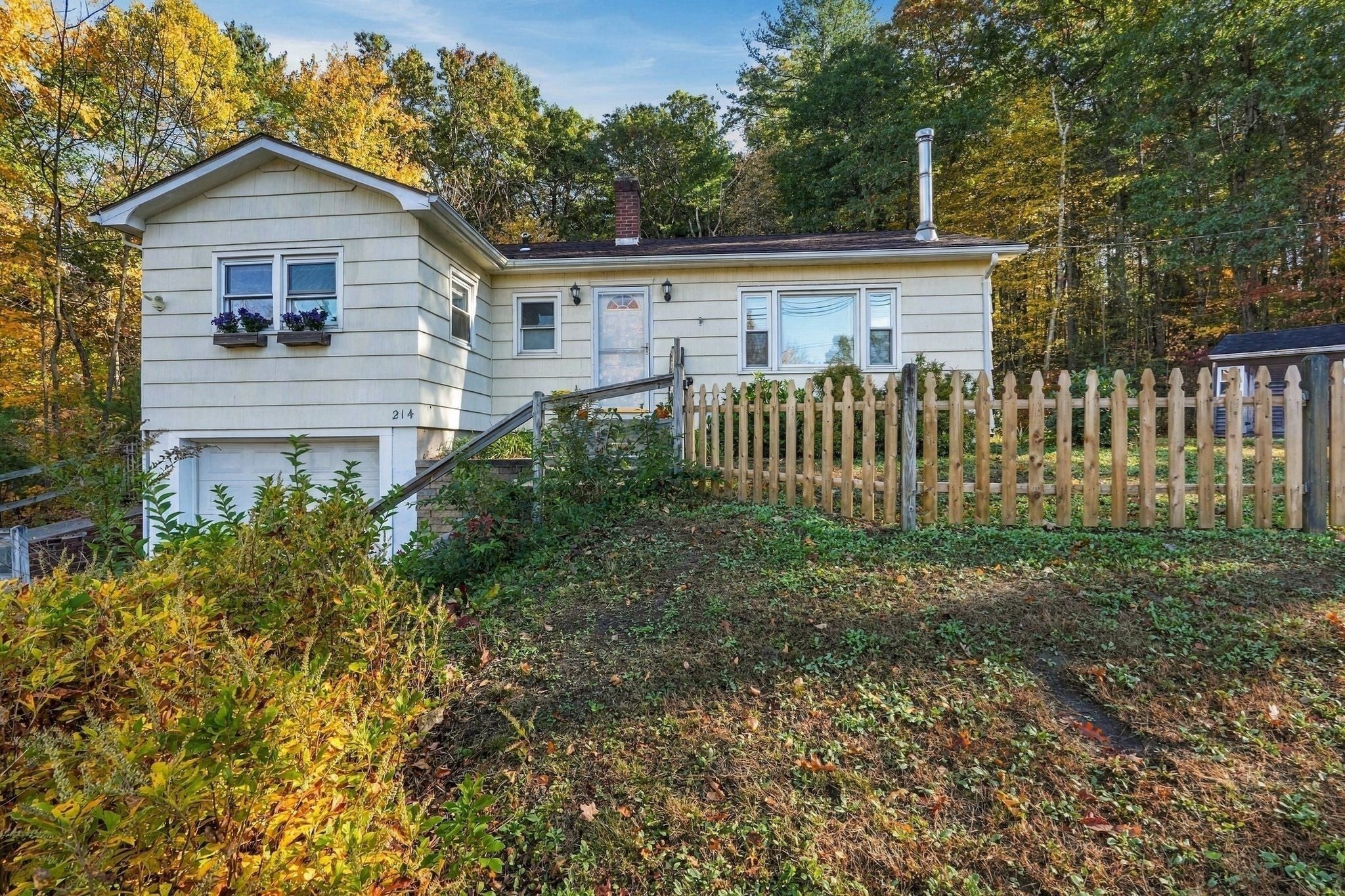 214 Federal St, Belchertown, MA, 214 Federal St, Belchertown, MA Photo #1