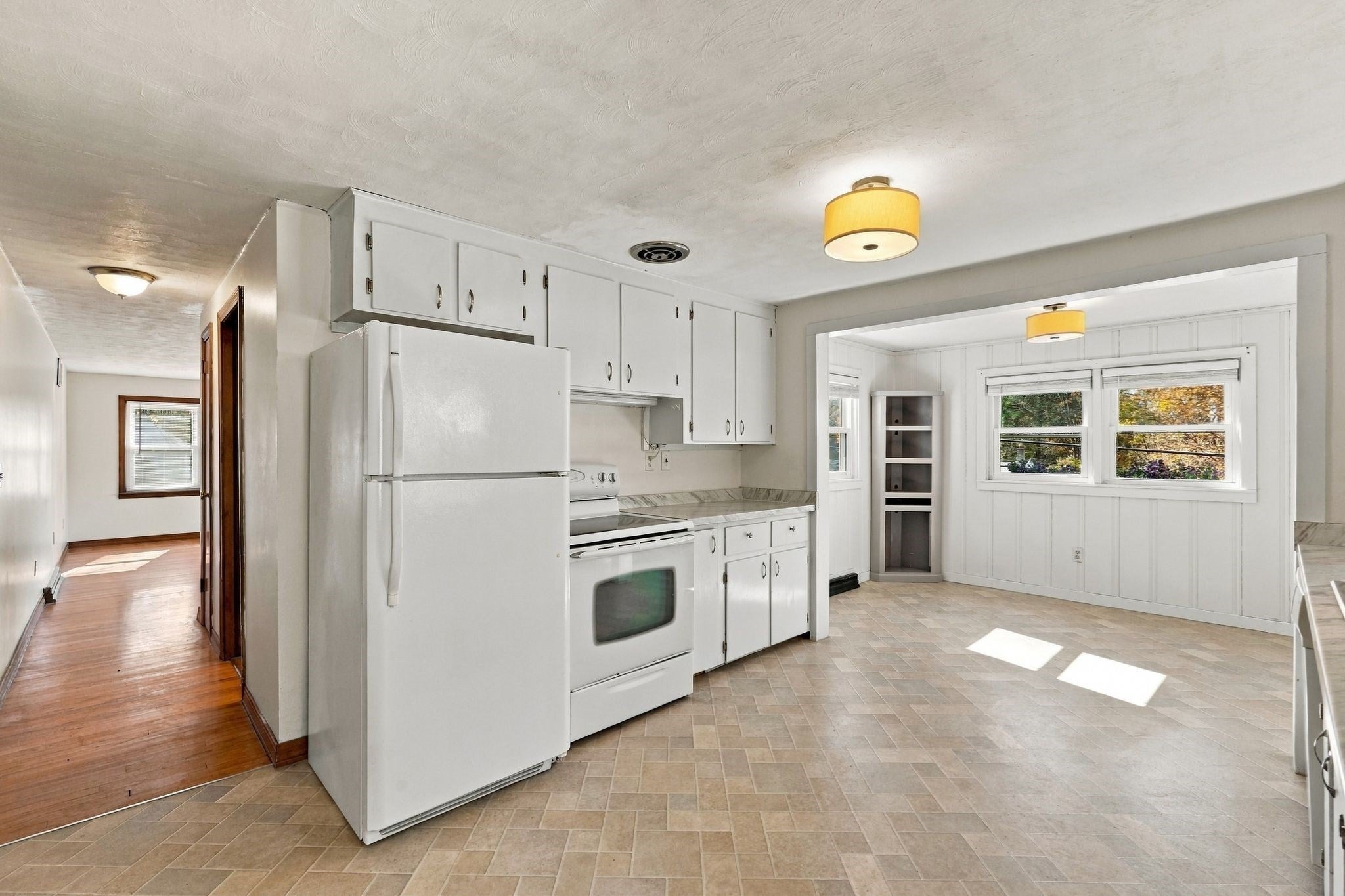 214 Federal St, Belchertown, MA, 214 Federal St, Belchertown, MA Photo #8