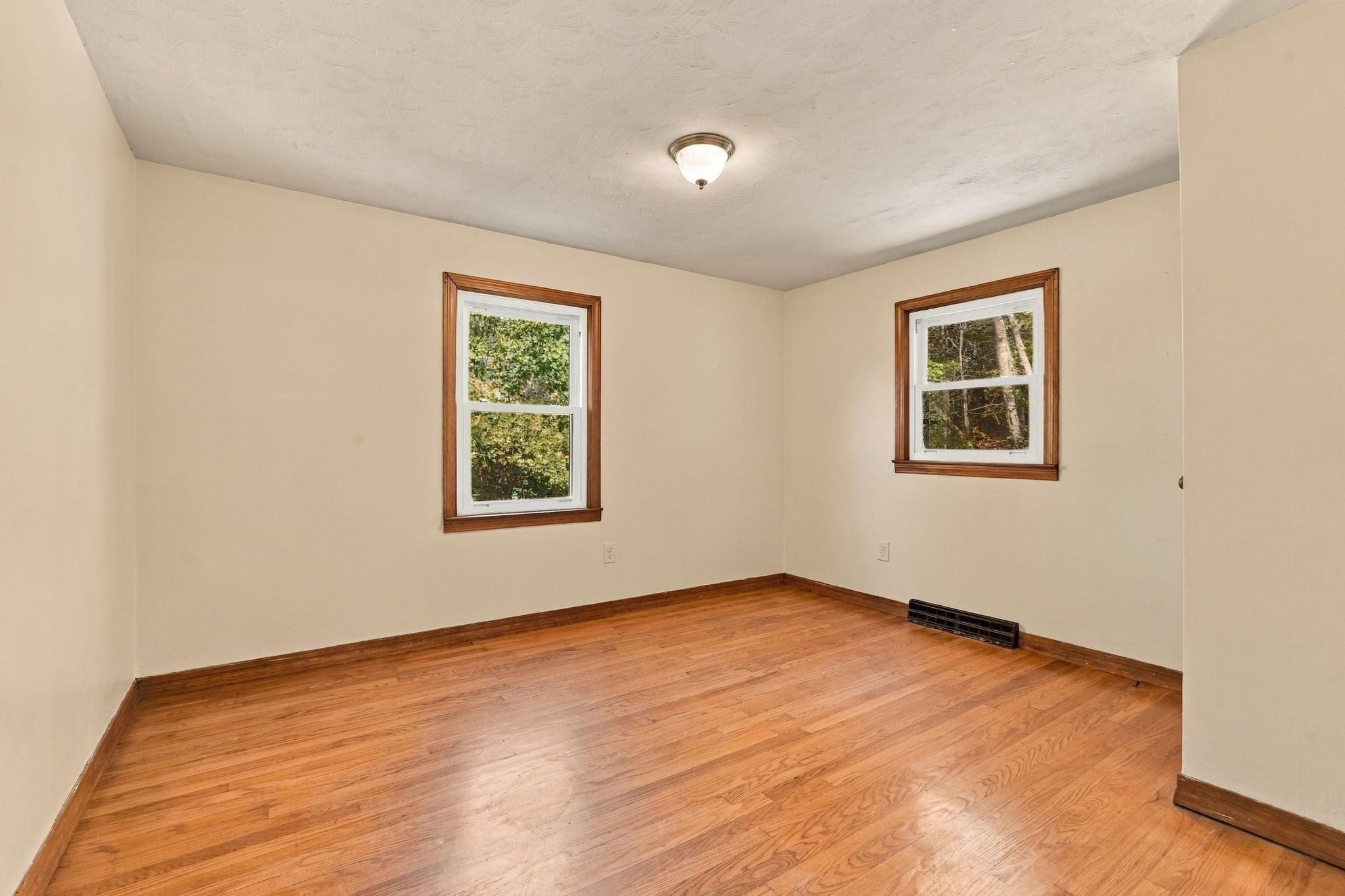 214 Federal St, Belchertown, MA, 214 Federal St, Belchertown, MA Photo #18