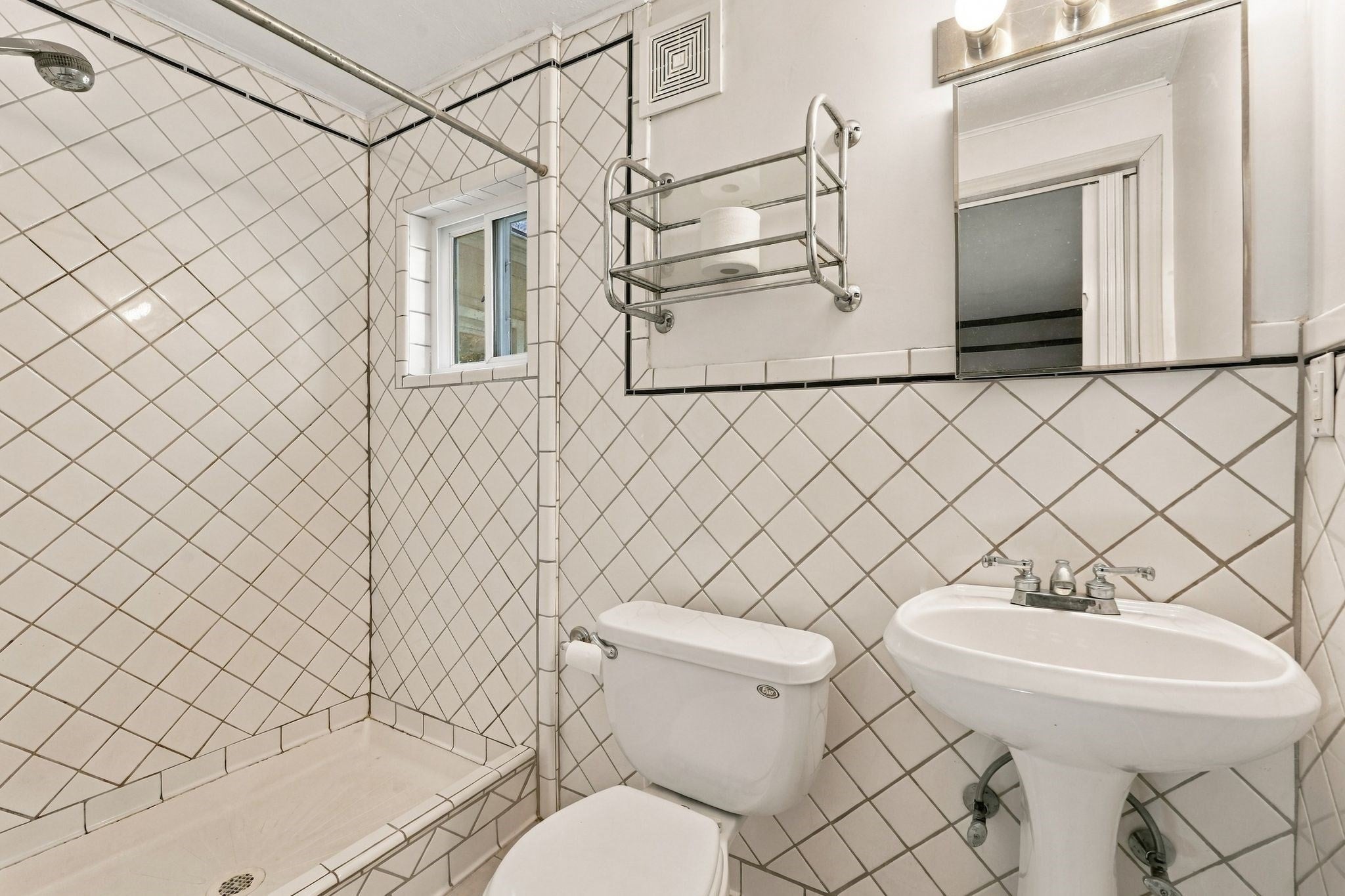 214 Federal St, Belchertown, MA, 214 Federal St, Belchertown, MA Photo #28