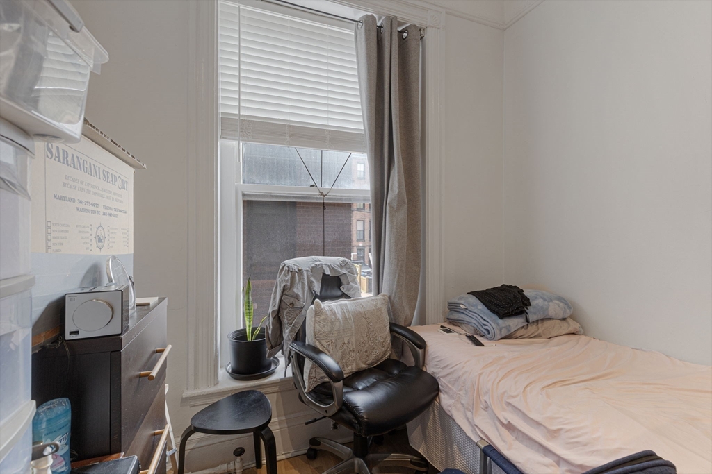 290 Commonwealth Ave 4