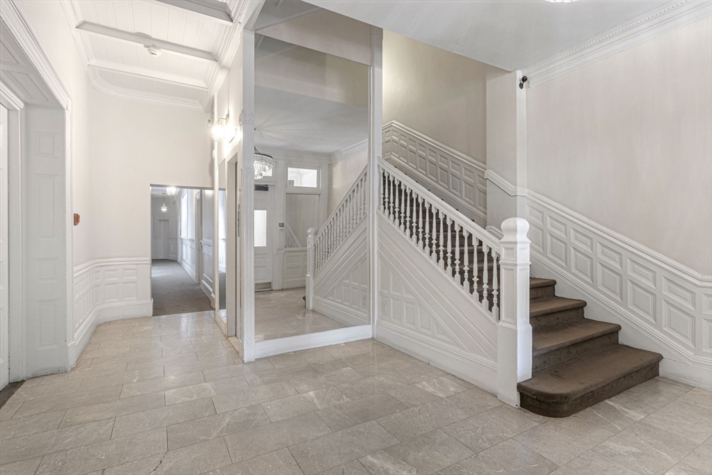 290 Commonwealth Ave 4