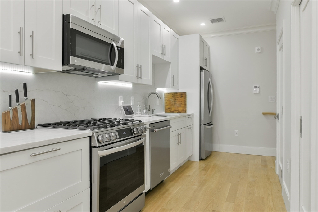 232 Clarendon Street PH