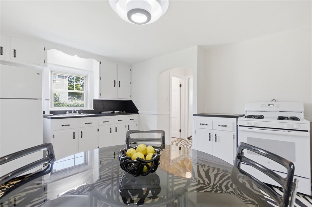 15 Barna Rd, Boston, MA, 15 Barna Rd, Boston, MA Photo #18