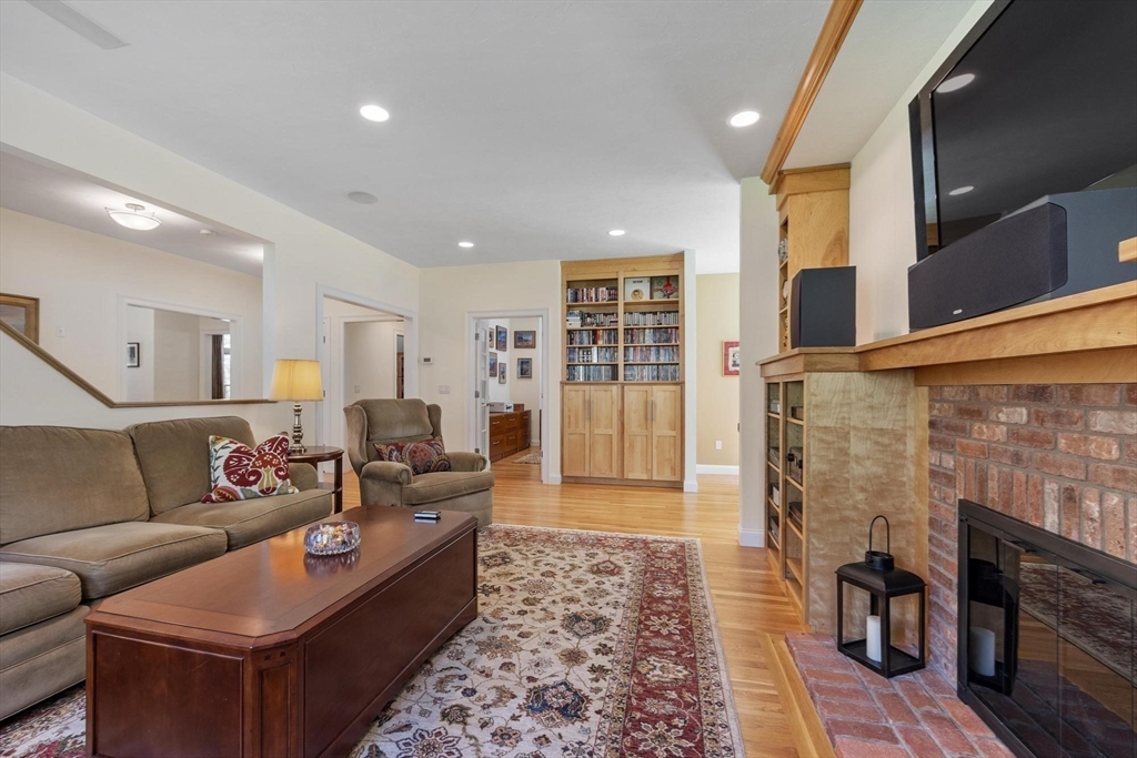 26 Corn Road, Bolton, MA Photo #13