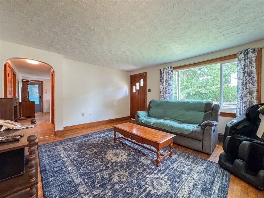 18 Woodland Cir, Methuen, MA Photo #17