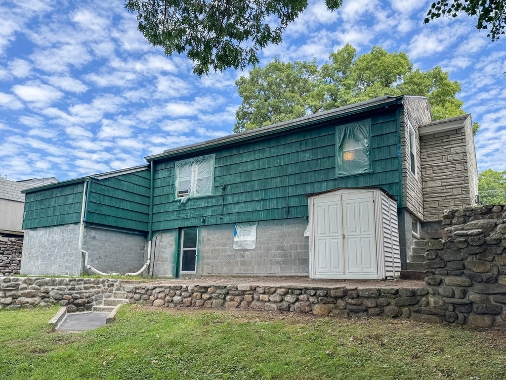 18 Woodland Cir, Methuen, MA Photo #21