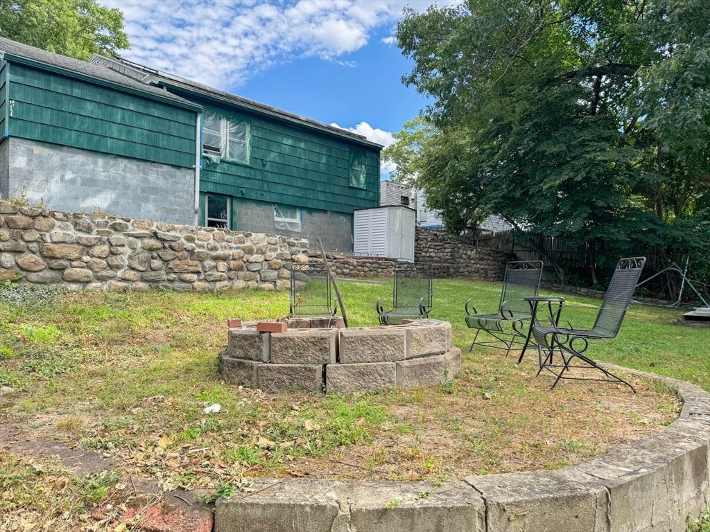 18 Woodland Cir, Methuen, MA Photo #24