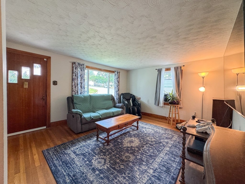 18 Woodland Cir, Methuen, MA Photo #14