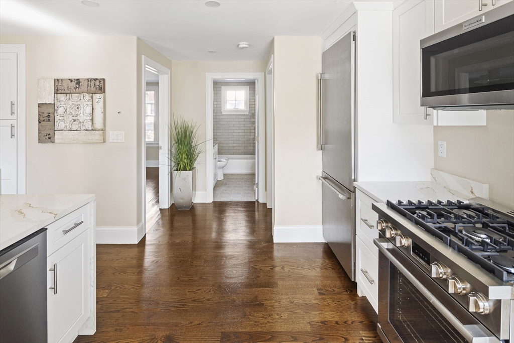 172-174 Blue Hill Ave 174