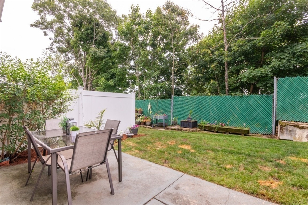 42 Queensboro Ct 42