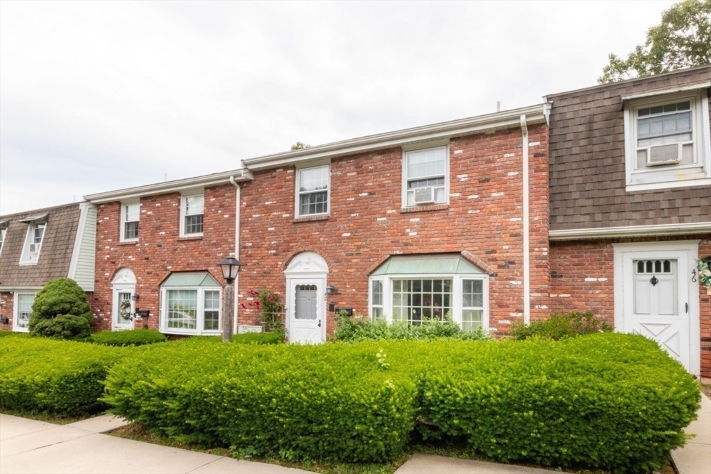 42 Queensboro Ct 42