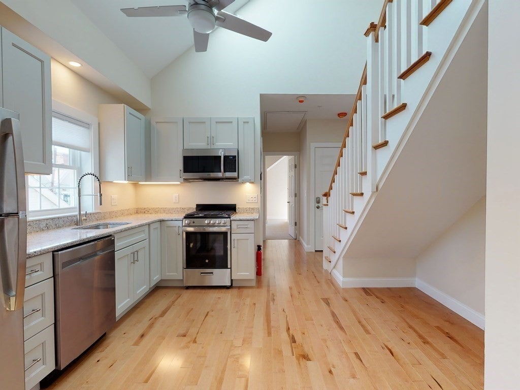 104 Litchfield Street #2, Boston, MA Photo #4