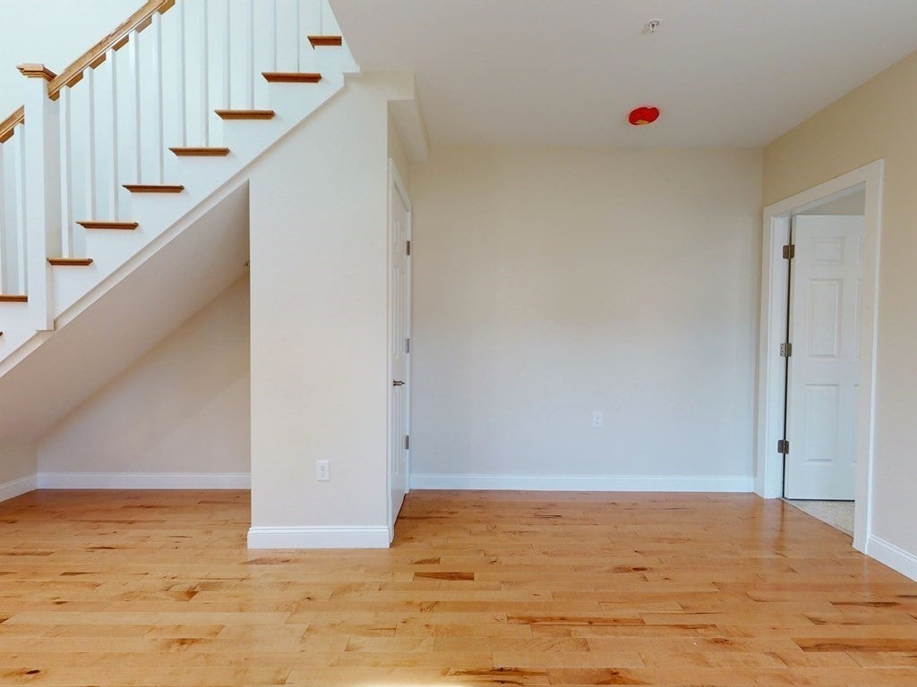 104 Litchfield Street #2, Boston, MA Photo #2