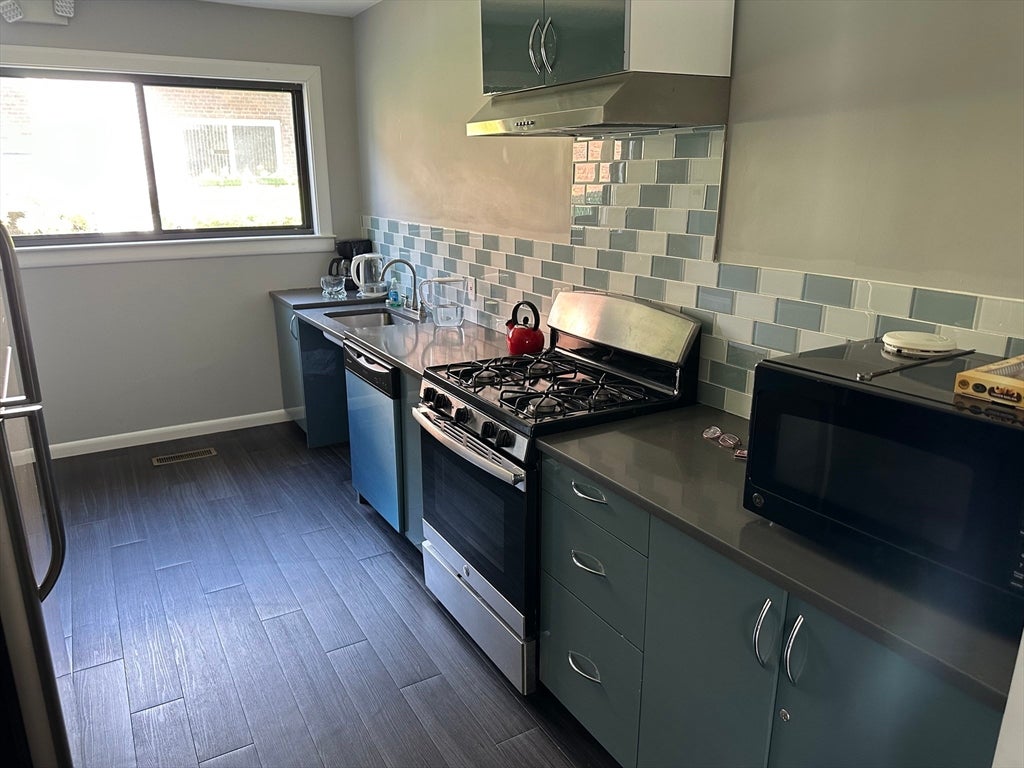 41 Broadlawn Park #22A, Newton, MA, 41 Broadlawn Park #22A, Newton, MA Photo #21
