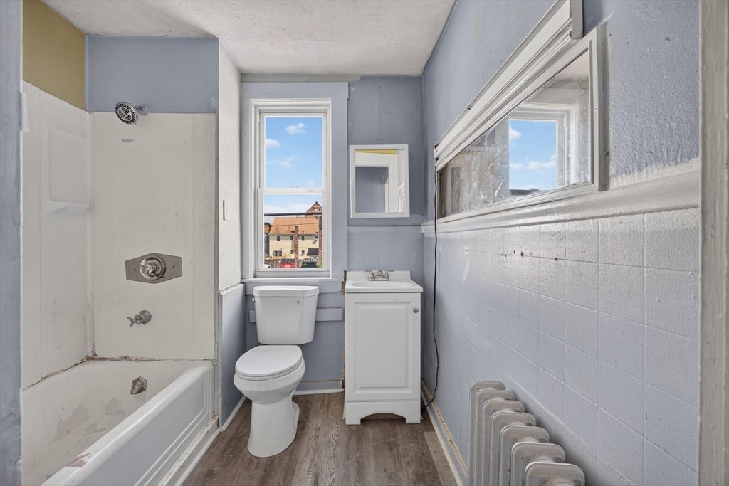 37 Fourth St, Lowell, MA, 37 Fourth St, Lowell, MA Photo #28